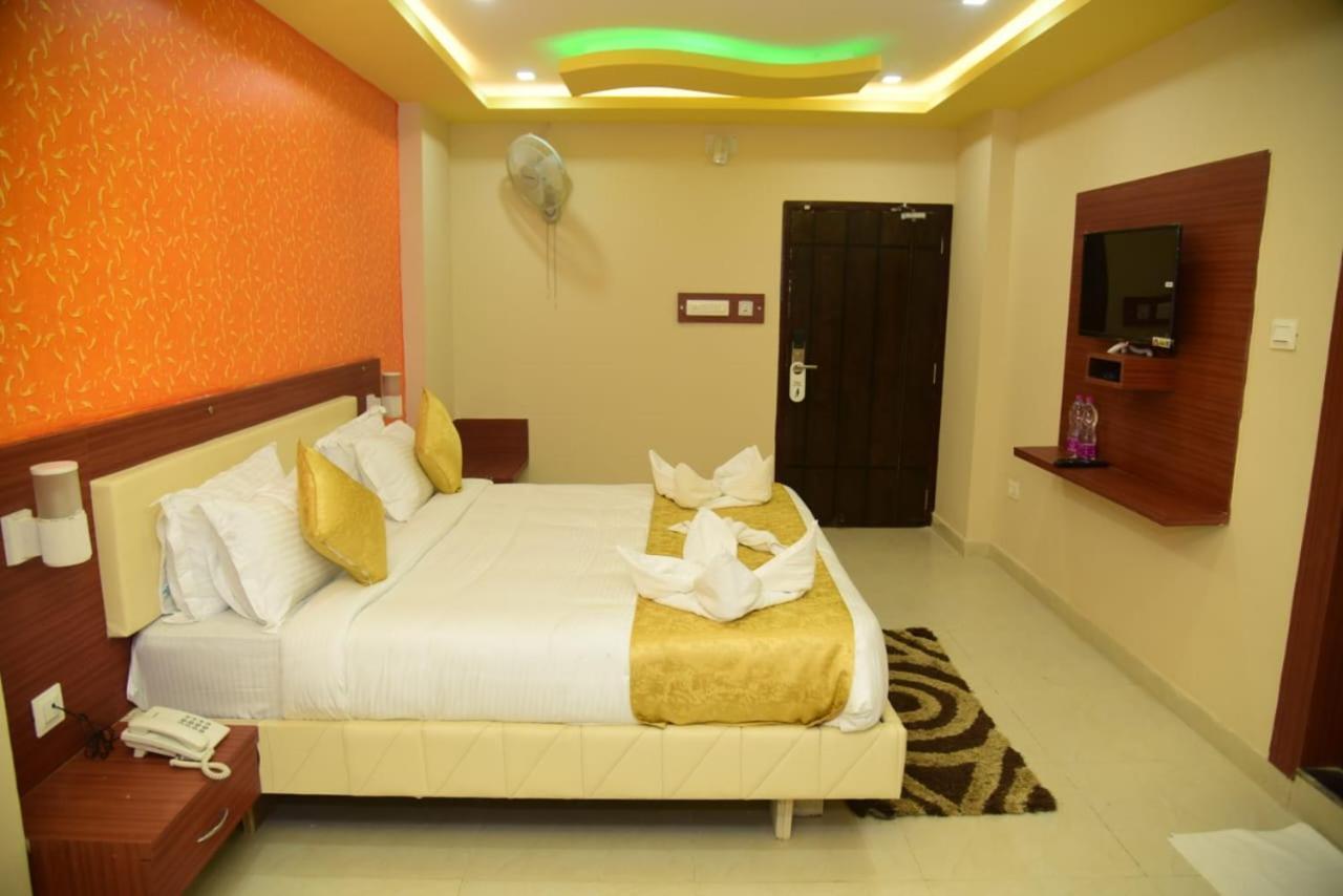 Bensen Hotel Пури Екстериор снимка