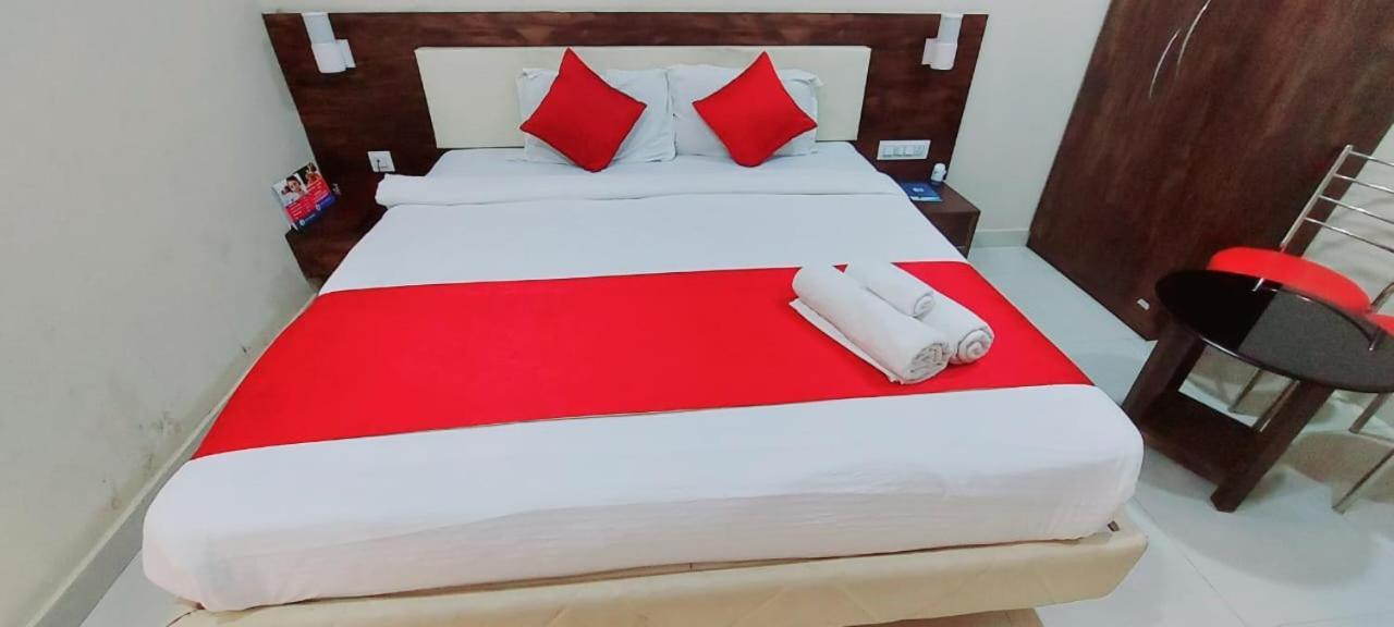 Bensen Hotel Пури Екстериор снимка