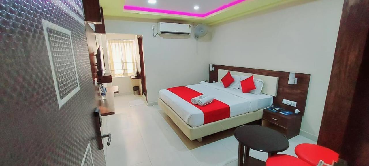 Bensen Hotel Пури Екстериор снимка