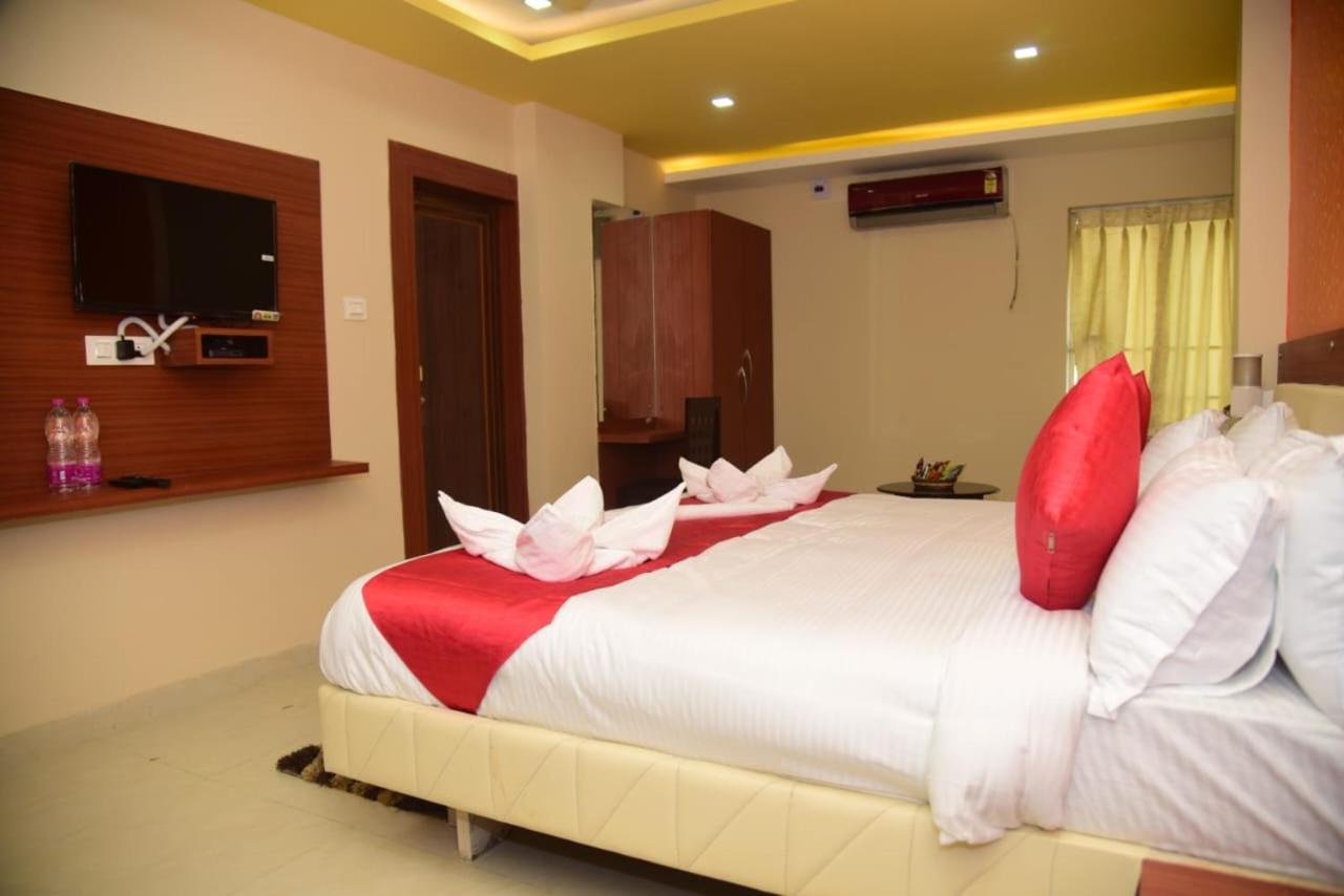 Bensen Hotel Пури Екстериор снимка