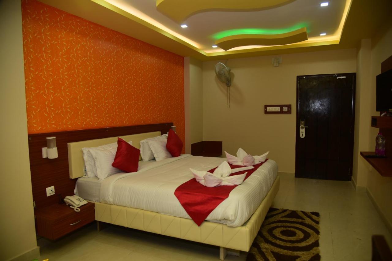 Bensen Hotel Пури Екстериор снимка